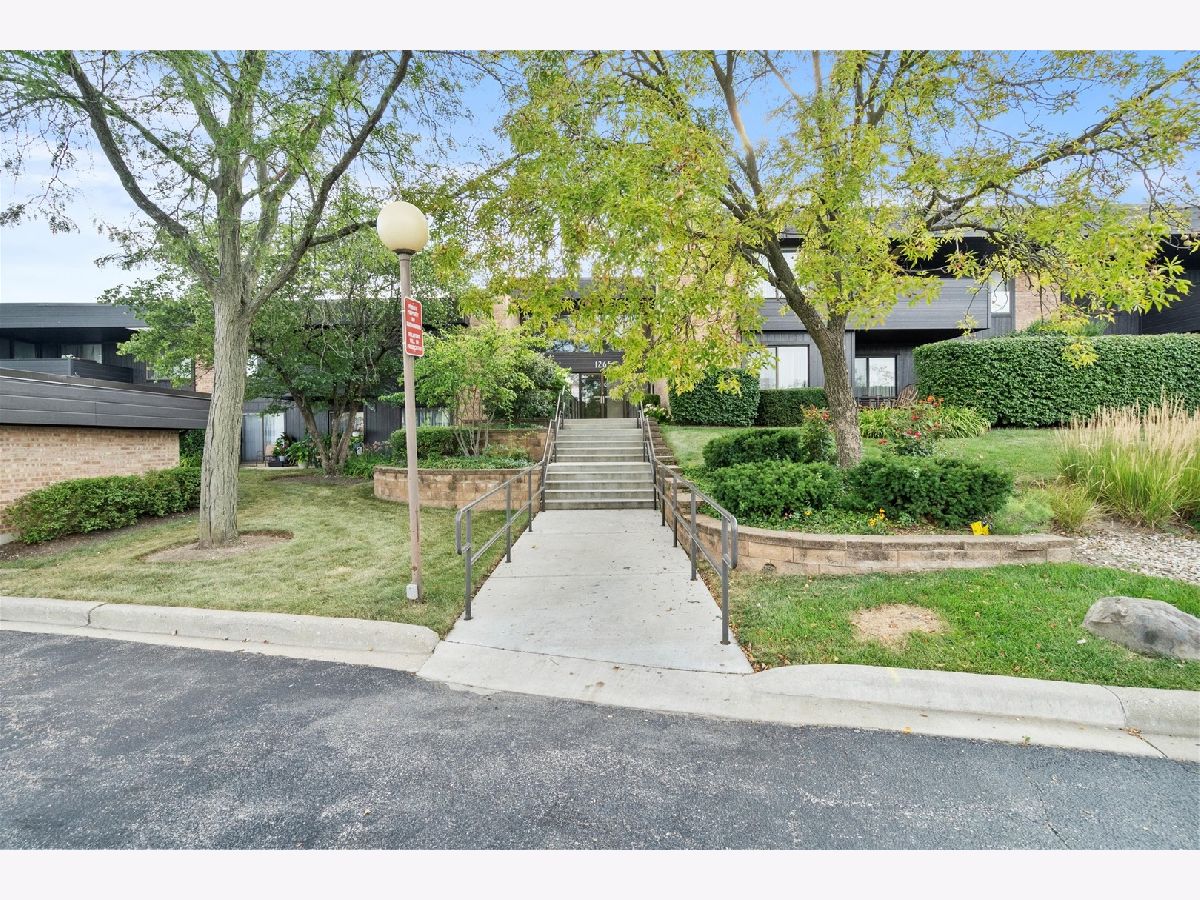 Condominiums Sold Countryside Palatine Illinois, 1265 Sterling