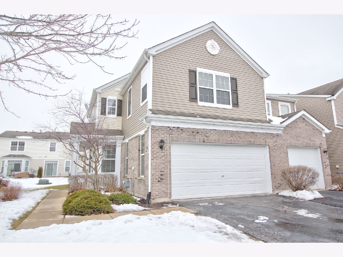 Rented Yorkville Illinois, 4562 Garritano