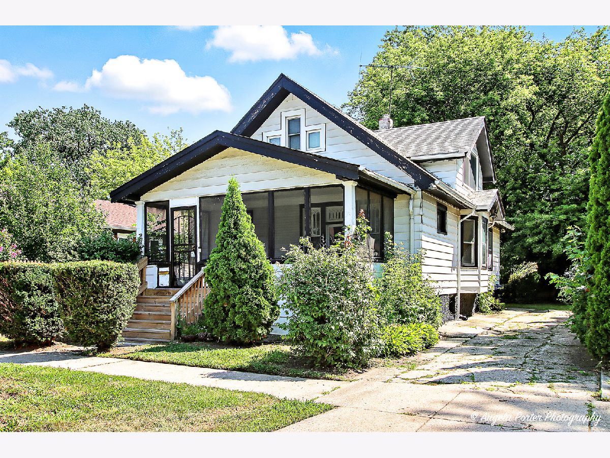  Sold North Chicago Illinois, 1705 Victoria