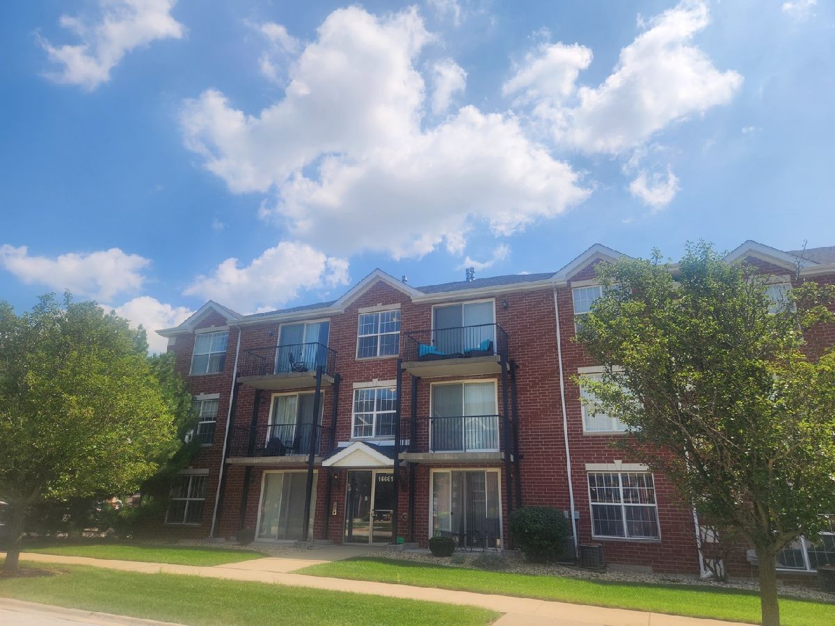  For Rent Orland Park Illinois, 16661 Liberty