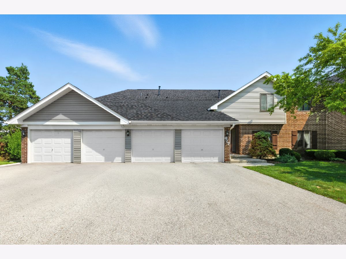 Sold Roselle Illinois, 677 Cross Creek