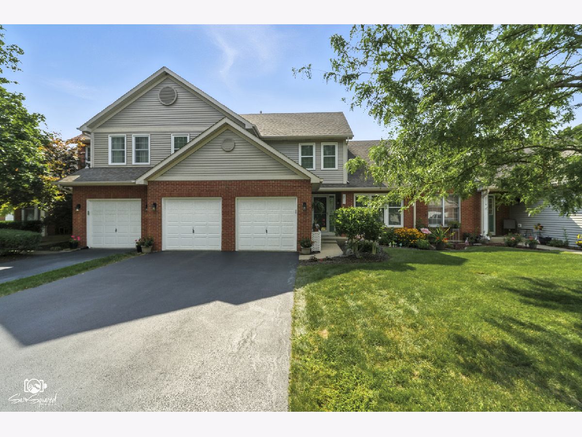 Townhomes For Sale Townhomes On The Lake Joliet Illinois, 2713 Lake Shore Drive