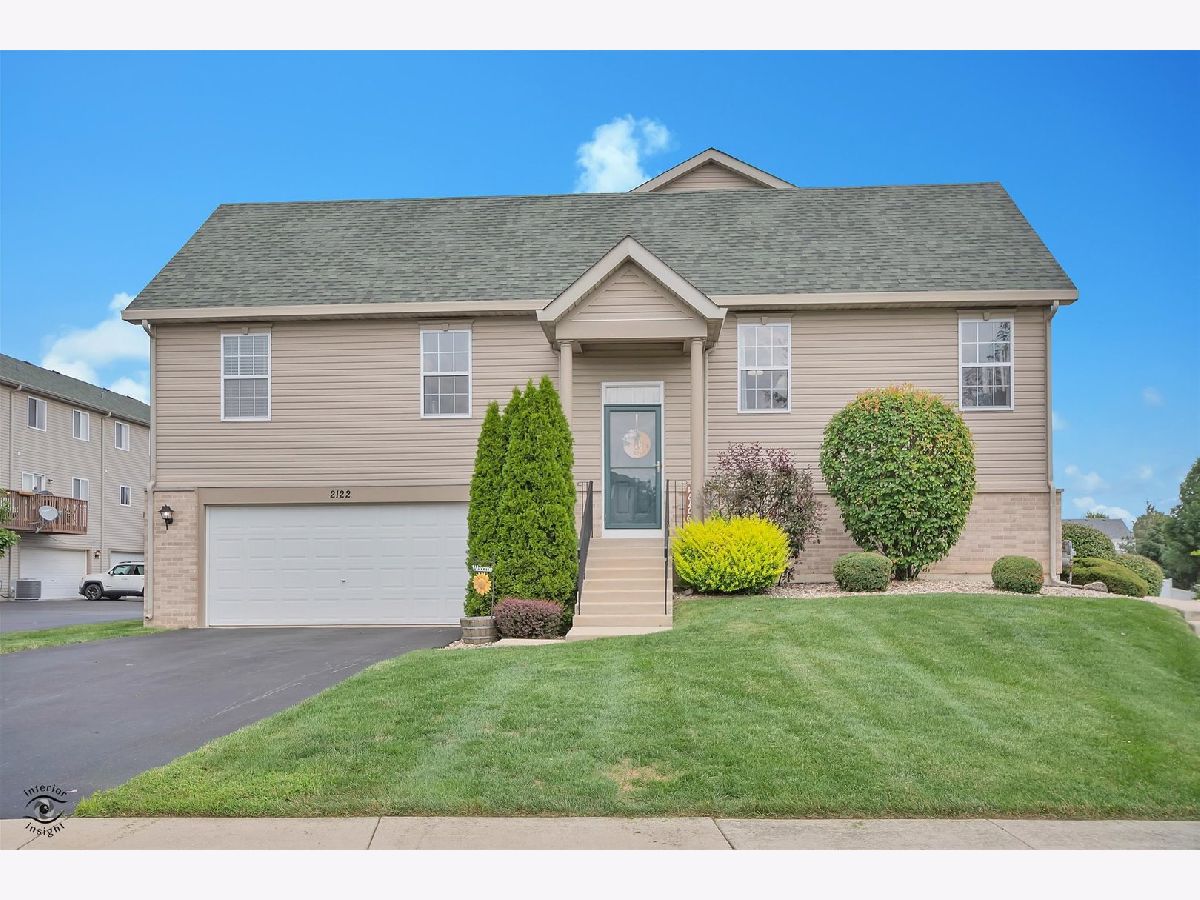 Townhomes & Homes For Sale Pine Valley Lockport Illinois, 2122 Austrian Pine Street