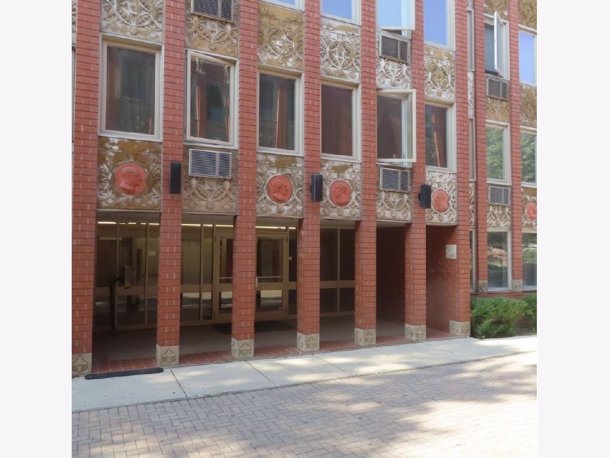  For Sale Oak Park Illinois, 1041 Susan Collins Lane