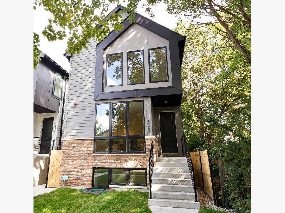  Sold Chicago Illinois, 5340 Winnemac