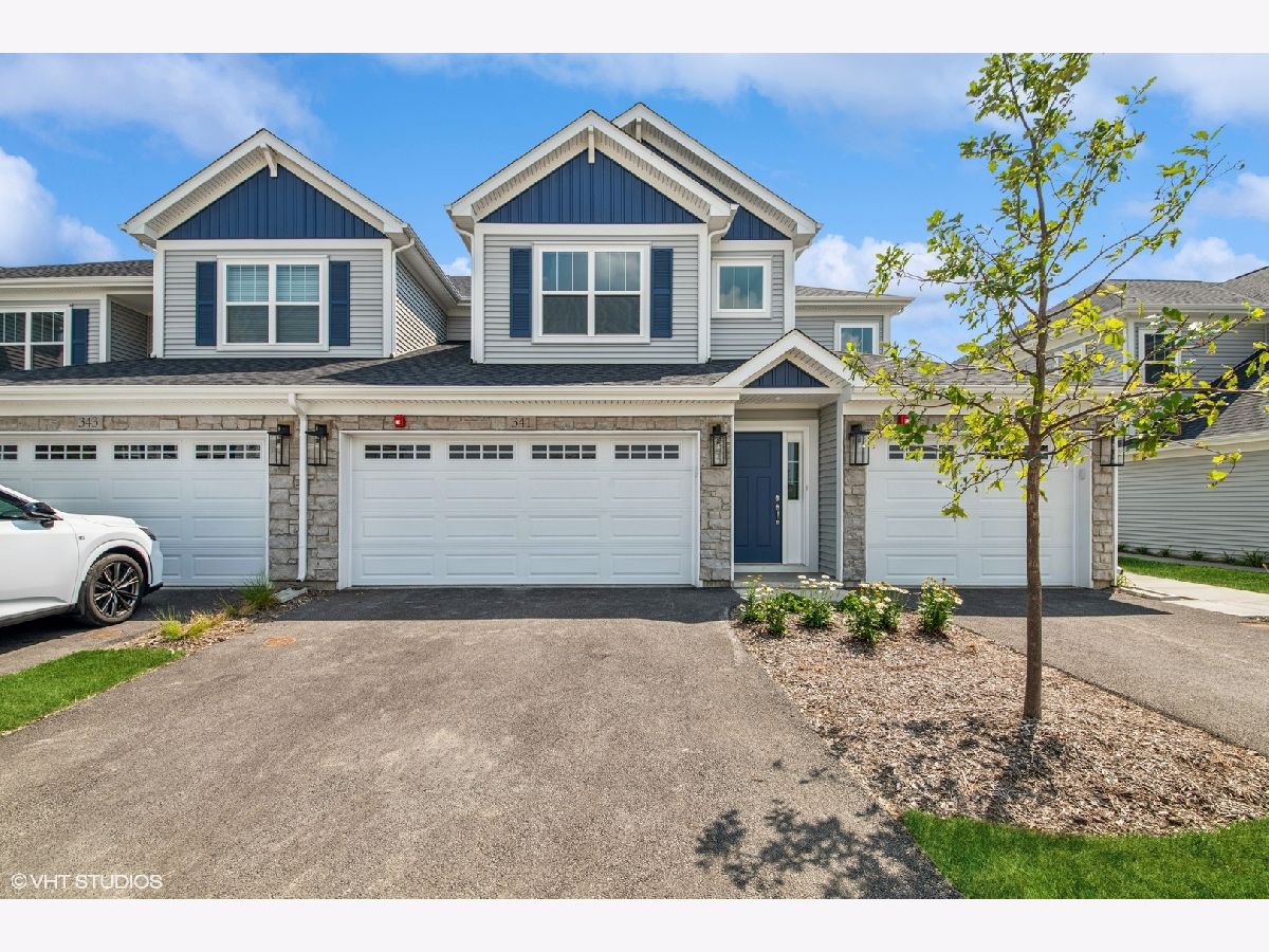  Sold Addison Illinois, 341 Masters