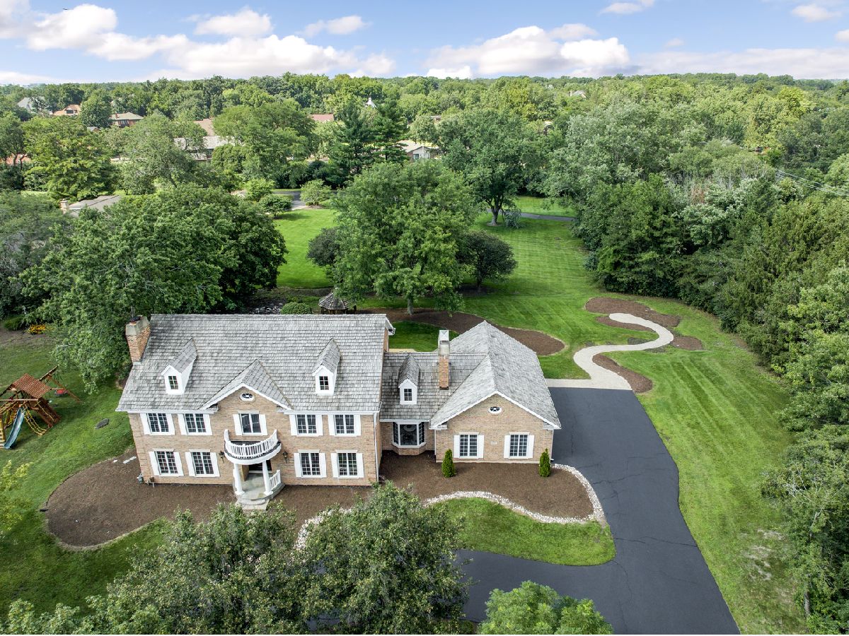 Homes For Sale County Line Creek Estates Burr Ridge Illinois, 1 Hidden Lake Drive