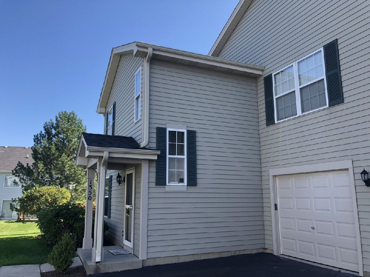  For Rent Mundelein Illinois, 1350 Orleans