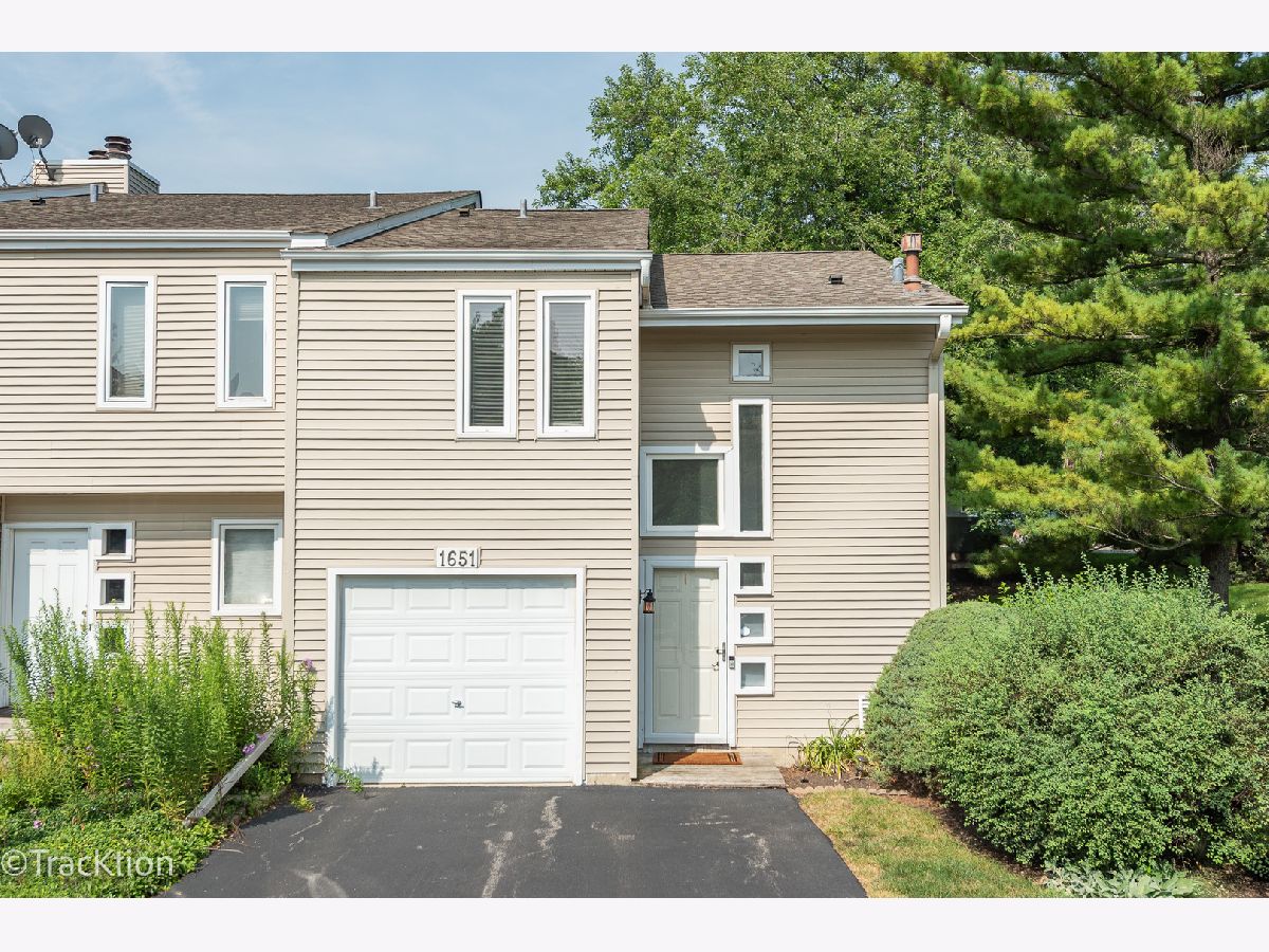 Townhomes & Homes For Sale Rivers Edge Naperville Illinois, 1651 Cove Court