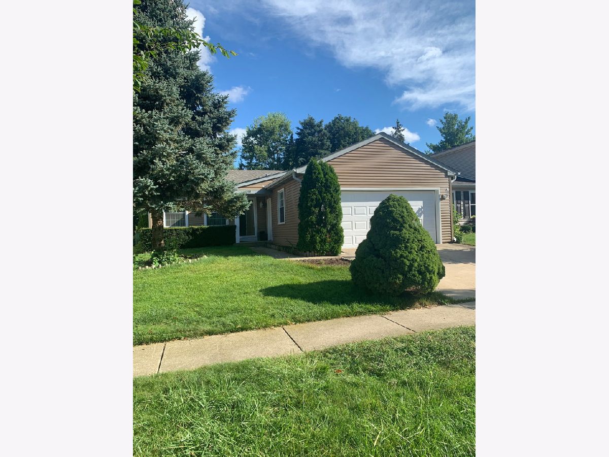  Sold Vernon Hills Illinois, 714 Lakeside