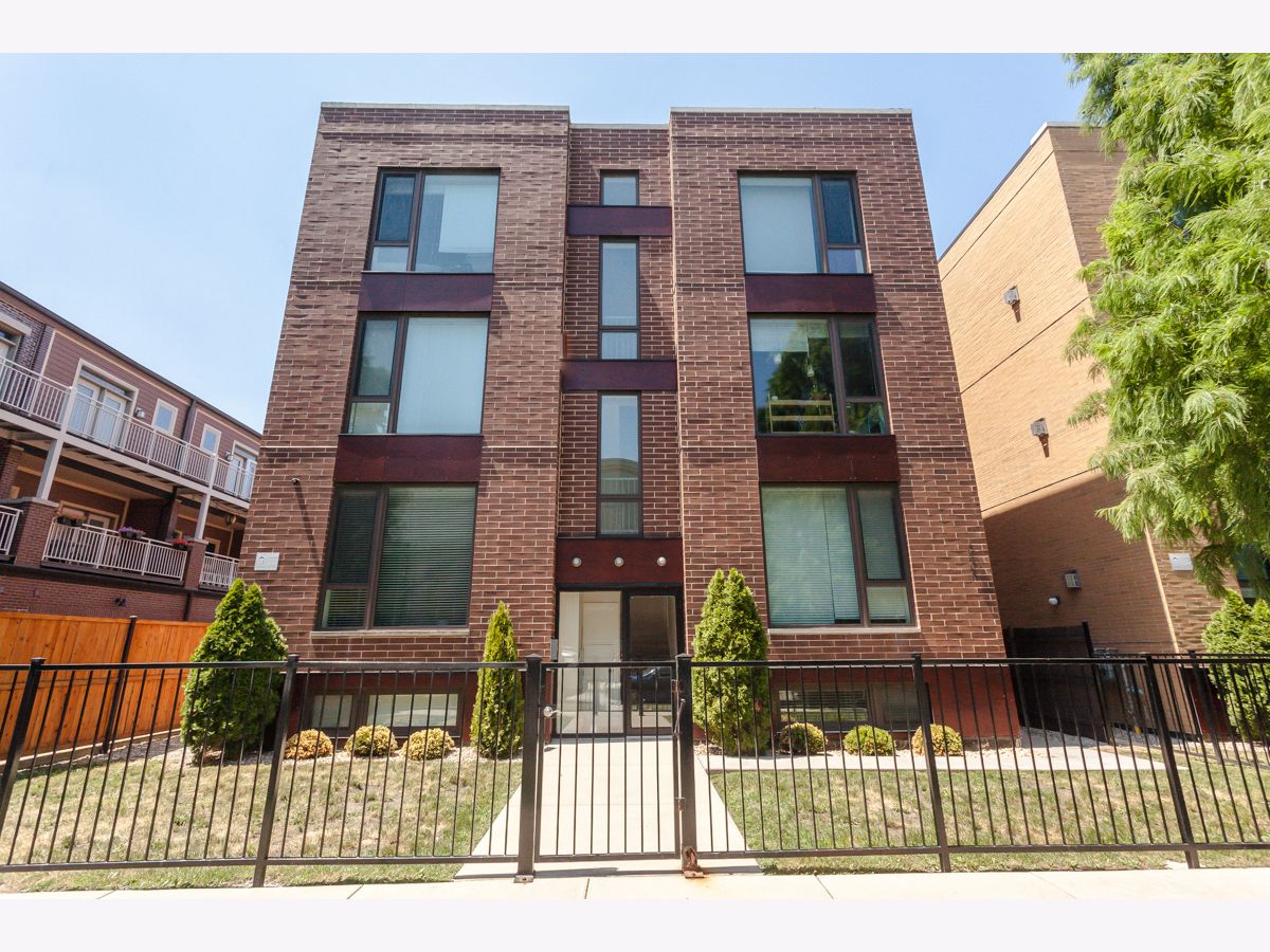  Rented Chicago Illinois, 3508 Sacramento