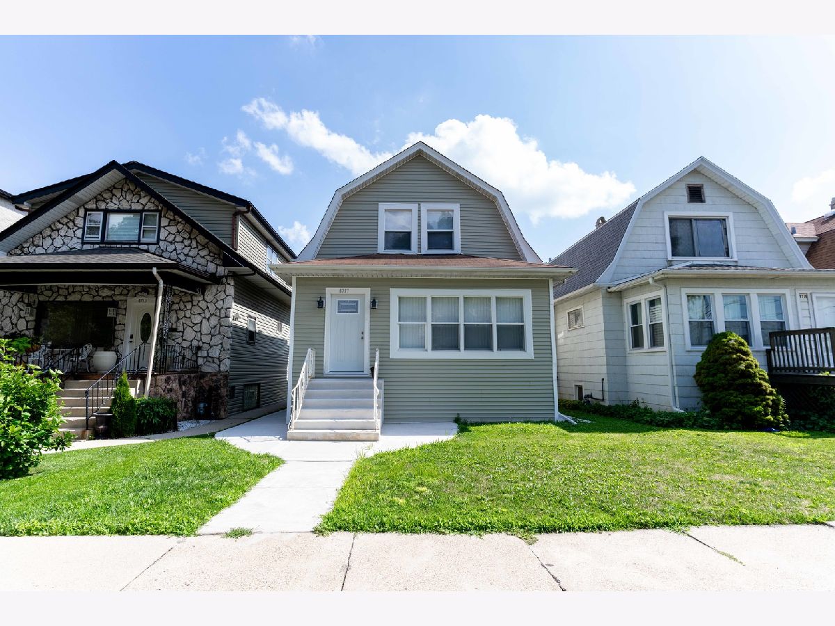  Rented Chicago Illinois, 4717 Berteau