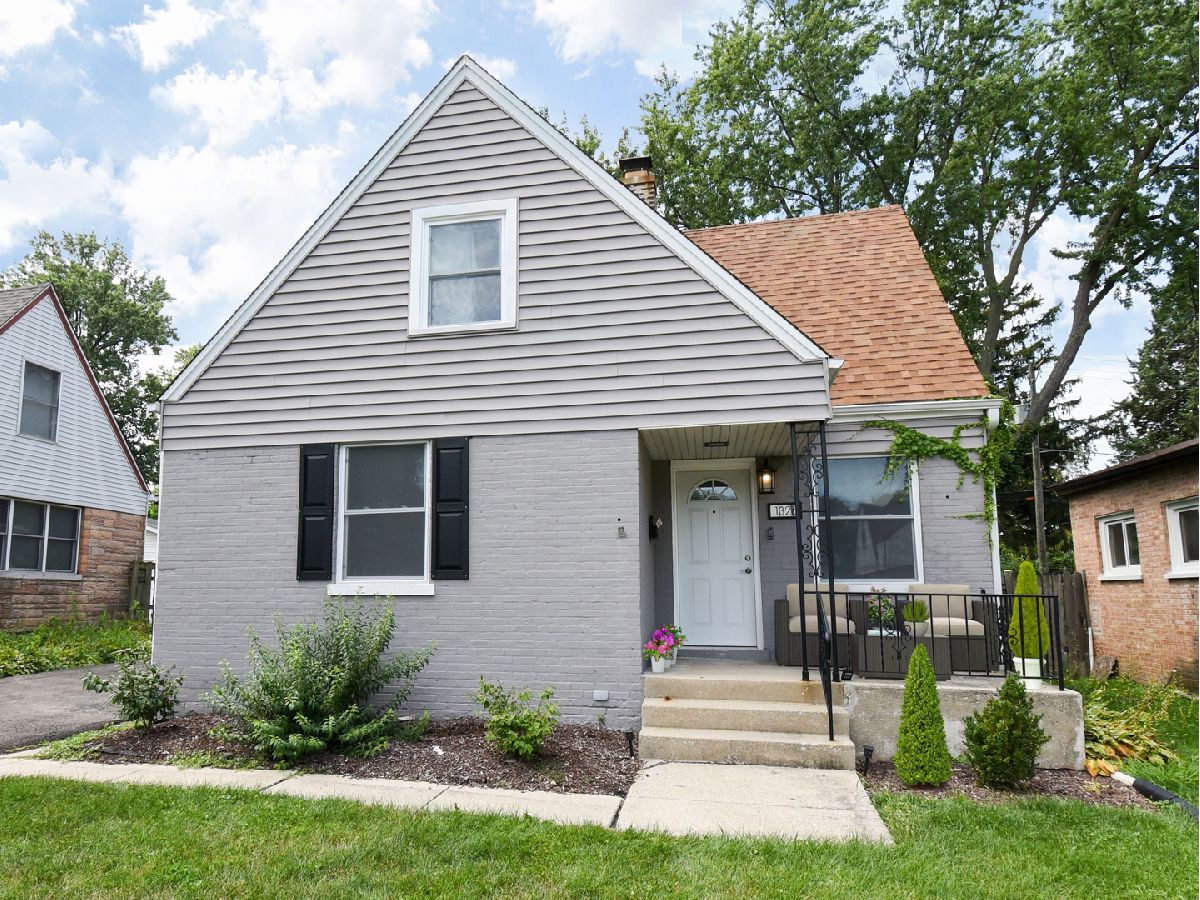  Sold Westchester Illinois, 1326 Heidorn