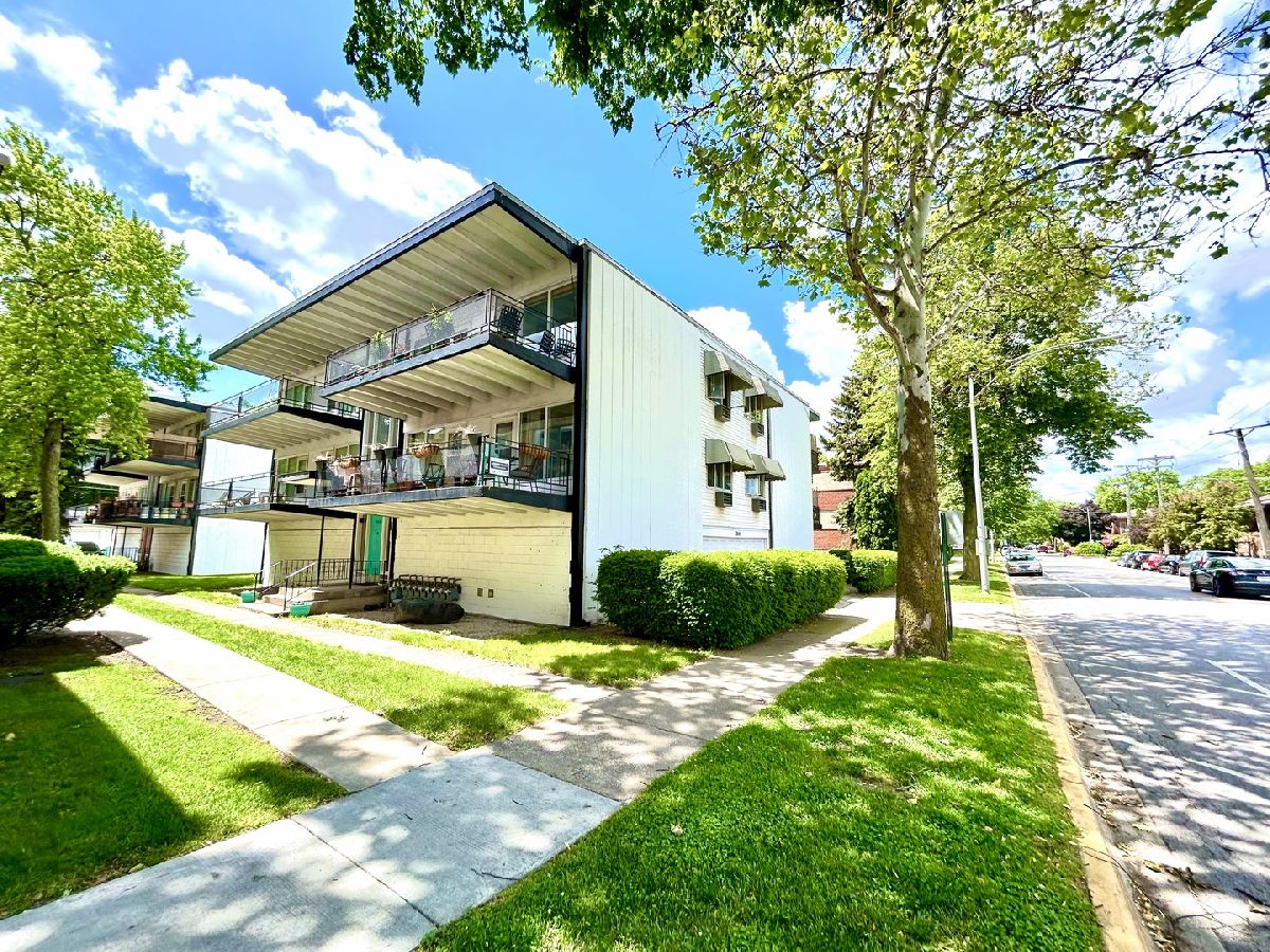  For Rent Forest Park Illinois, 7446 Franklin