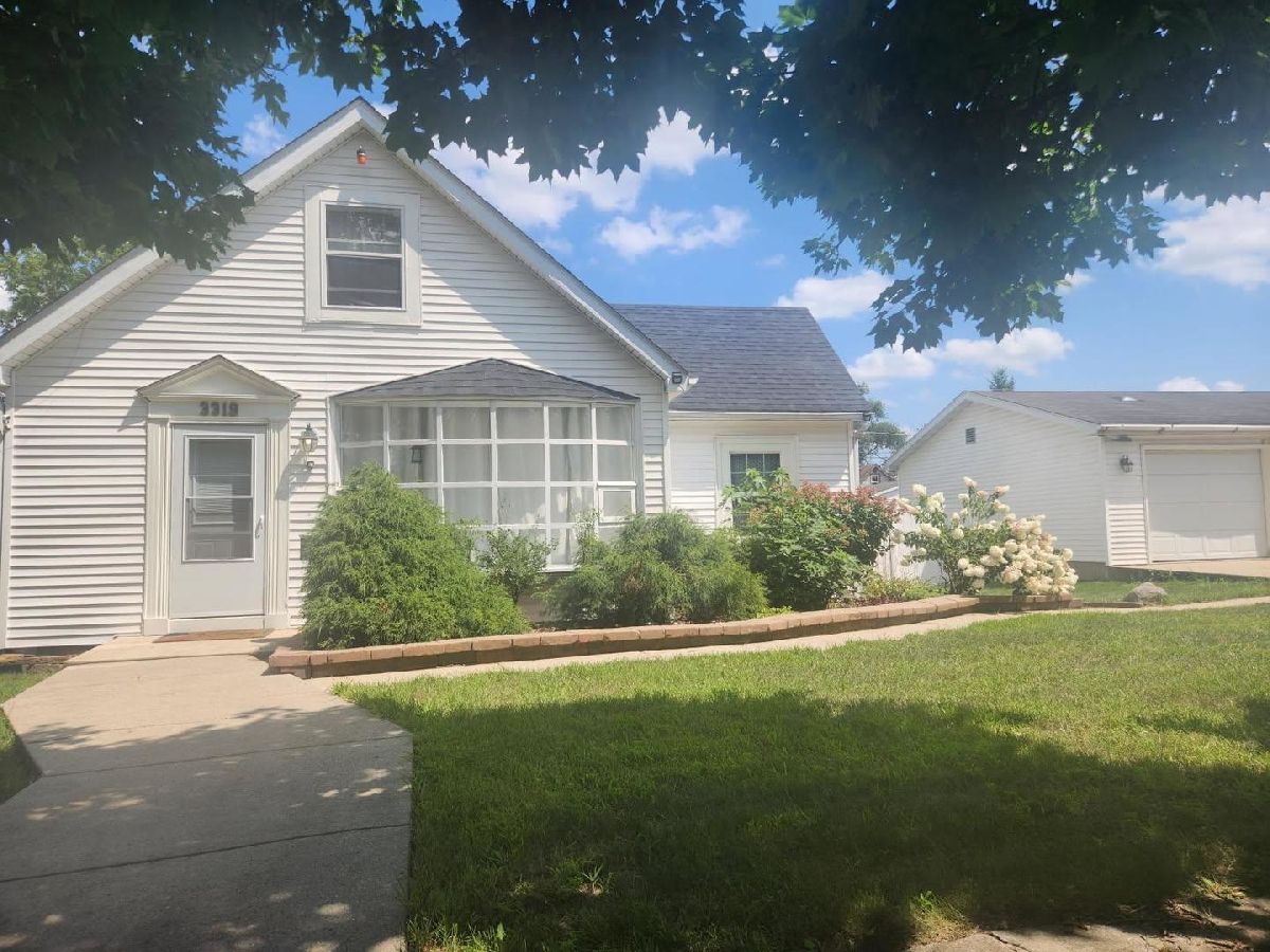  For Sale Steger Illinois, 3319 Phillips Avenue