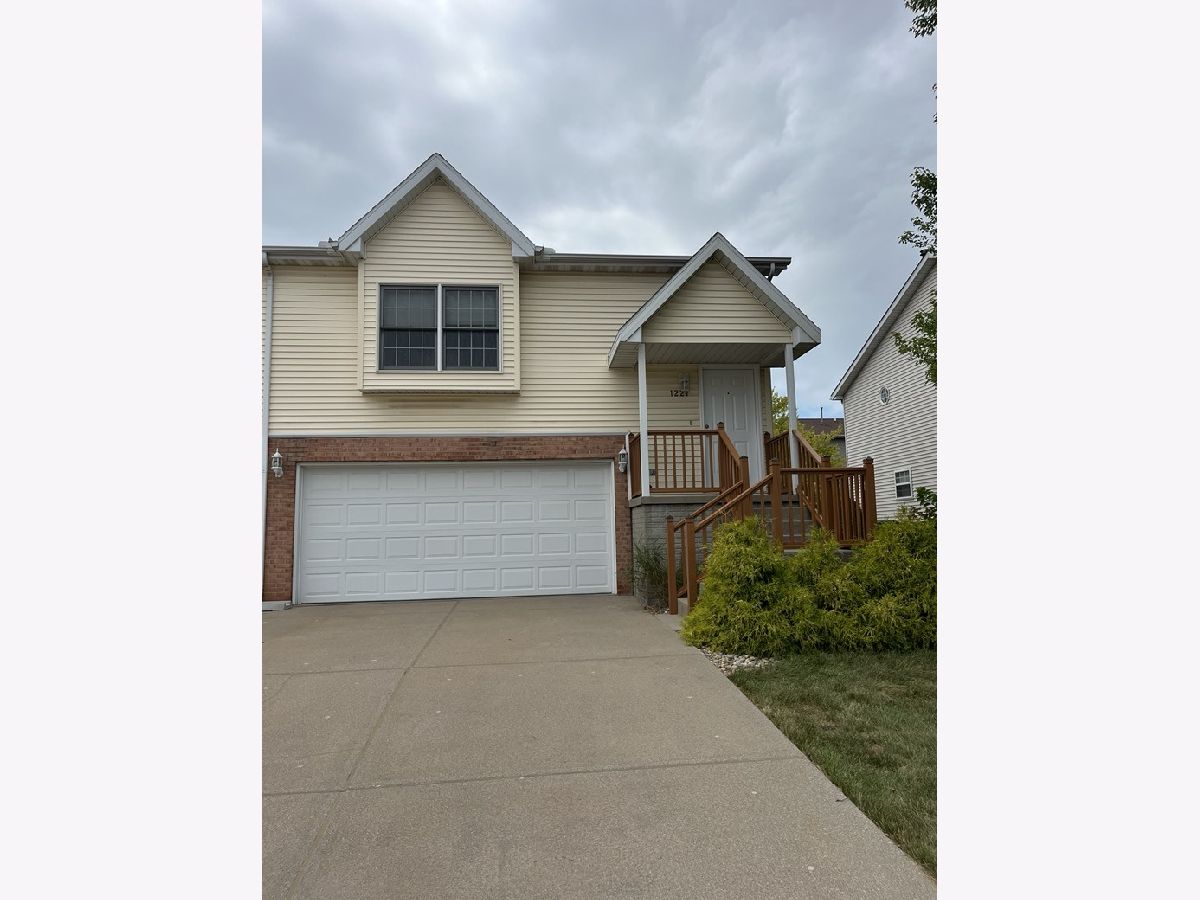 Condos & Townhomes For Sale Beacon Hill Normal Illinois, 1227 Beacon Hill Court