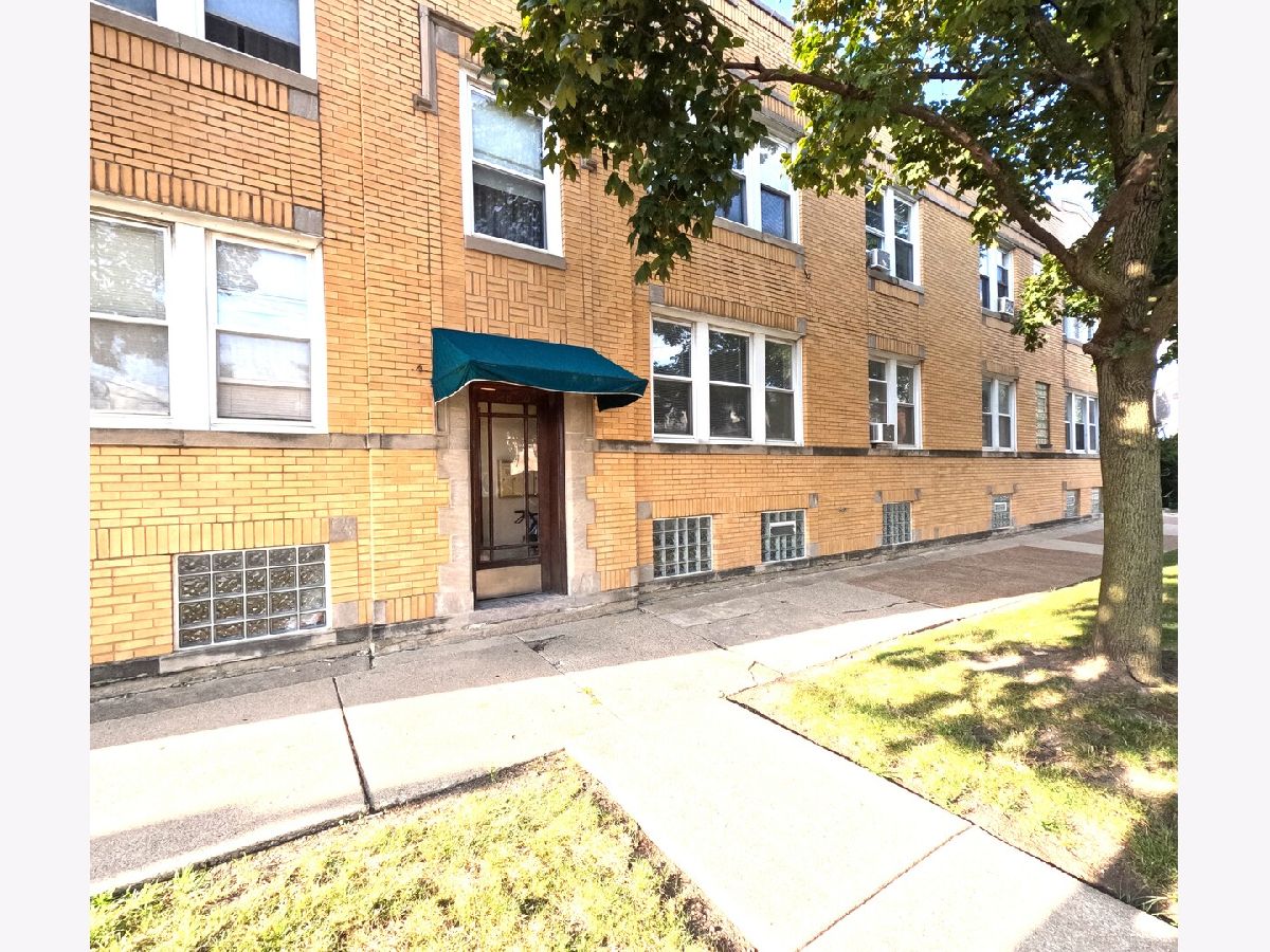  Rented Chicago Illinois, 5548 Farragut