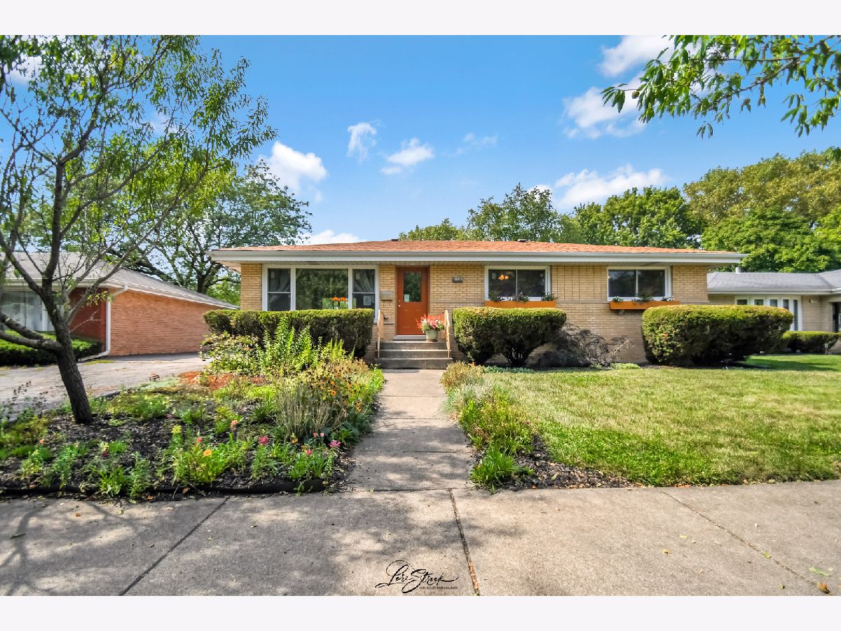  For Sale South Holland Illinois, 16914 Parkside Avenue