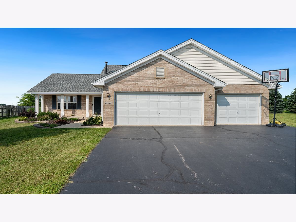 For Sale South Beloit Illinois, 5867 Reston Drive