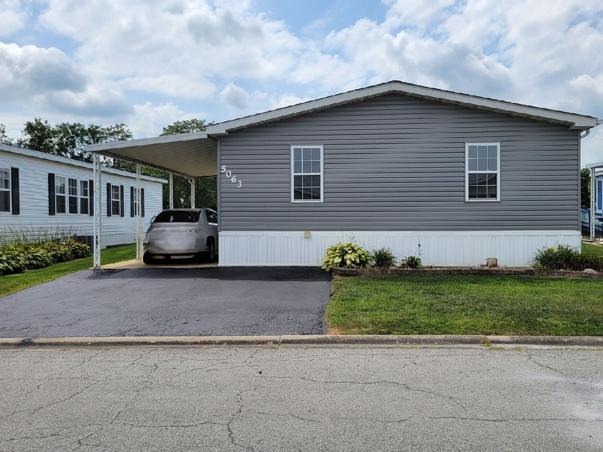 Subdivision For Sale Golf Vista Monee Illinois, 5063 Augusta Boulevard
