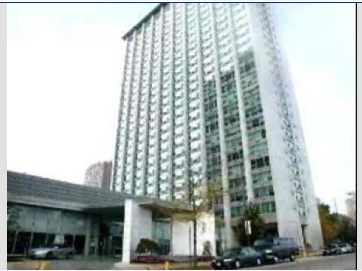  Rented Chicago Illinois, 3600 Lake Shore