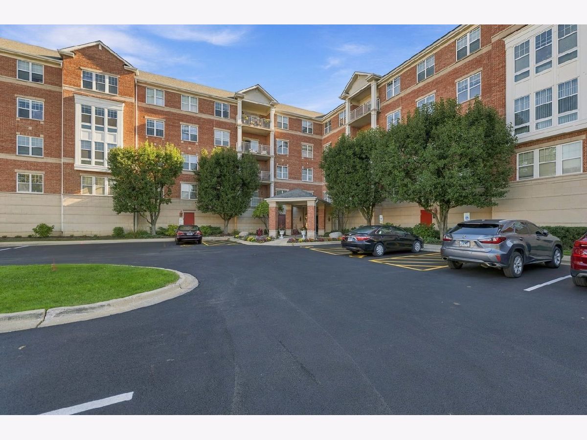  For Sale Northbrook Illinois, 101 Pointe Drive