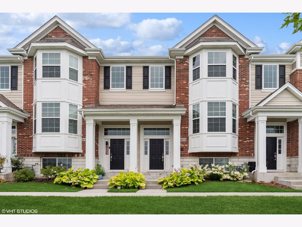 Townhomes Rented Emerson Park Naperville Illinois, 4465 Monroe