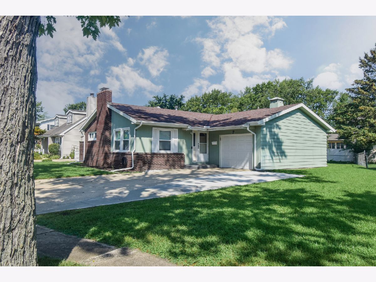  Sold Pontiac Illinois, 7 Garden