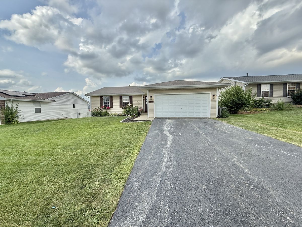  For Sale Machesney Park Illinois, 3048 Merseyshire Lane