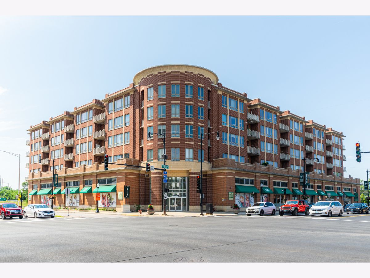 Homes & Condos & Townhomes For Sale Sauganash Chicago Illinois, 6000 Cicero Avenue
