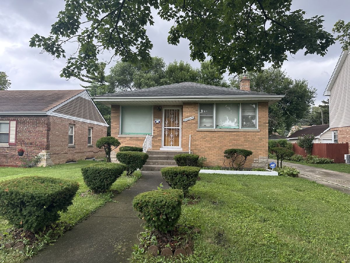  For Sale Hillside Illinois, 311 Buckthorn Lane