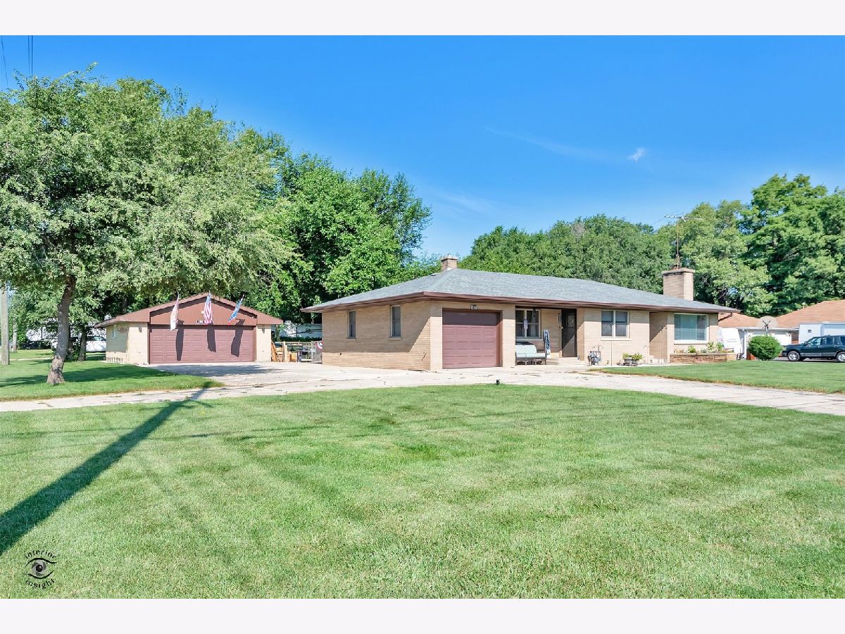  For Sale Braidwood Illinois, 294 Division Street
