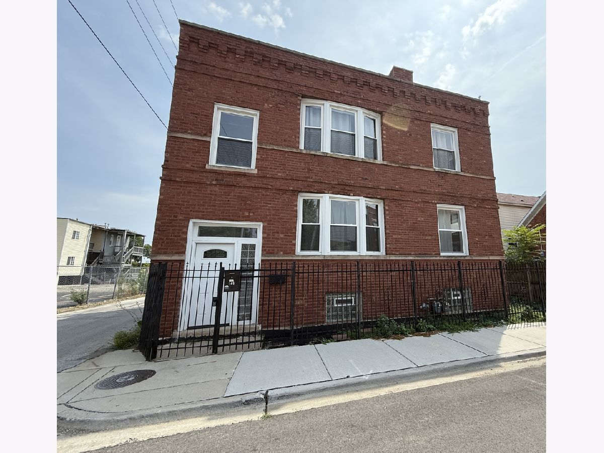 Rented Chicago Illinois, 149 Washtenaw