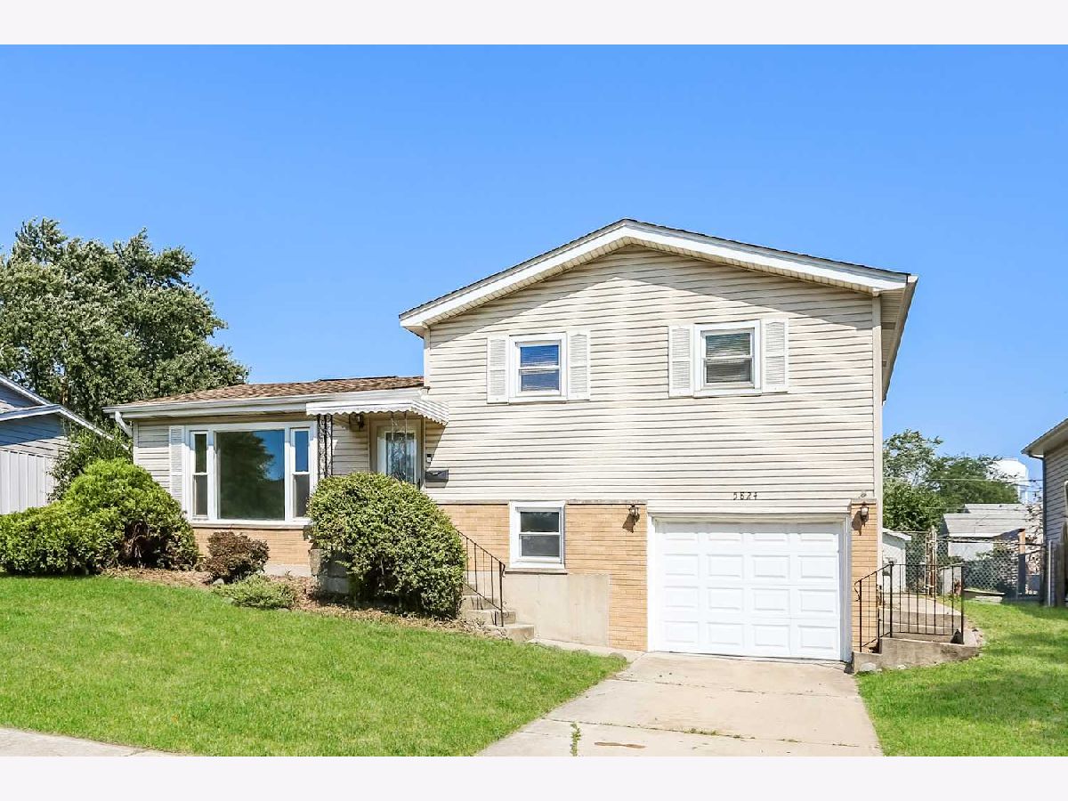  For Rent Oak Forest Illinois, 5824 Orange
