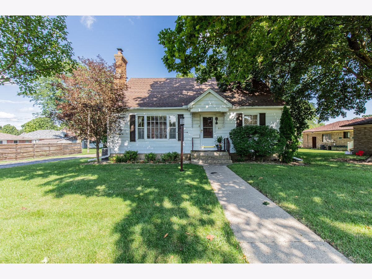  For Sale Mendota Illinois, 803 14th Avenue