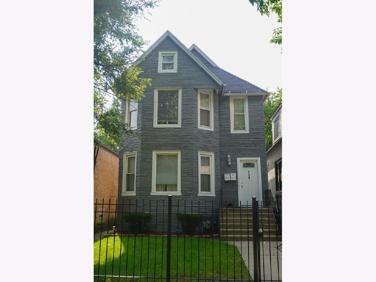 Sold Chicago Illinois, 420 Lockwood