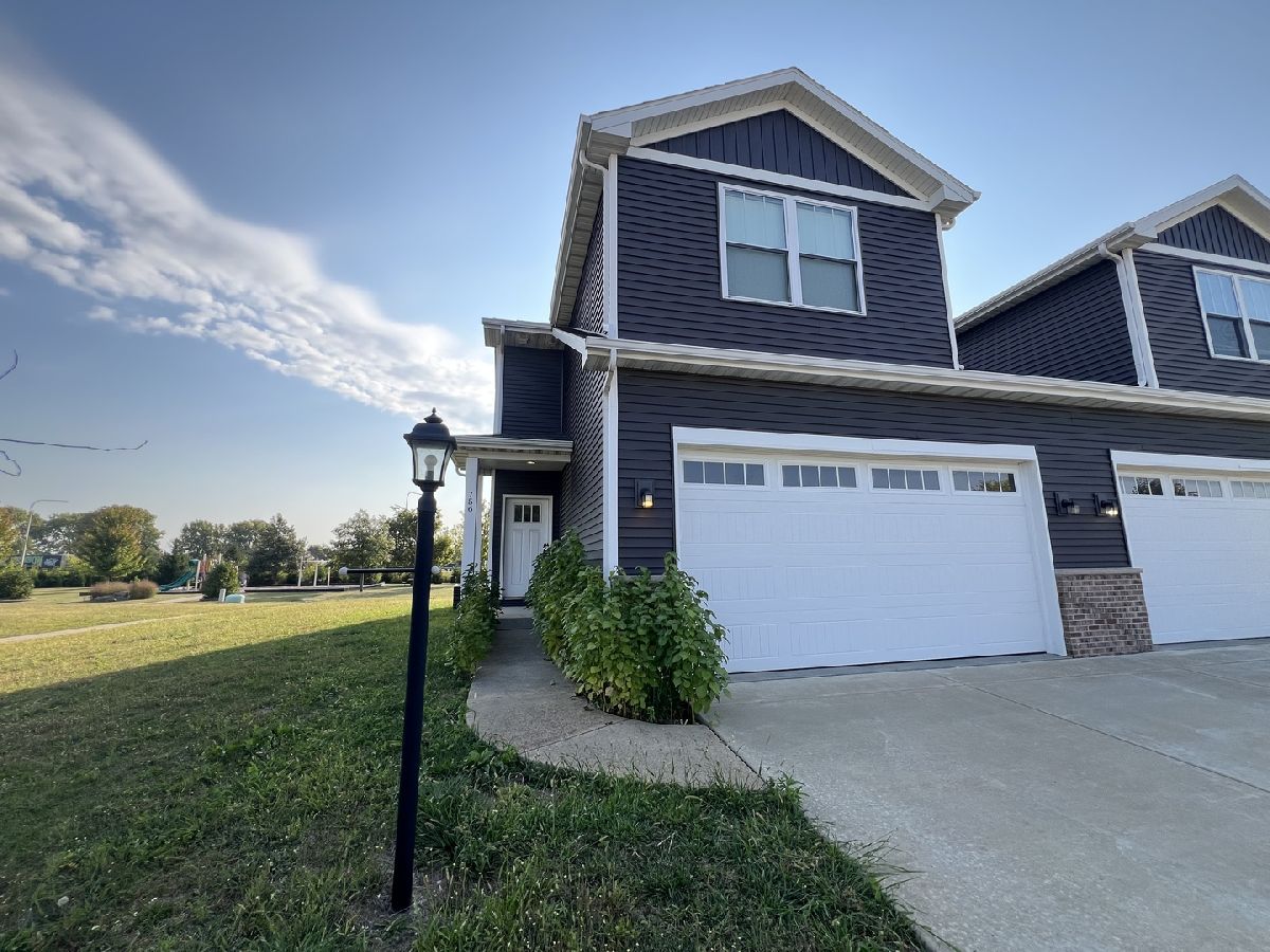 Homes & Townhomes & Condos For Sale Sawgrass Champaign Illinois, 756 Sedgegrass Drive