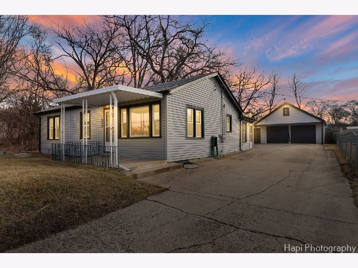  For Sale Mchenry Illinois, 2610 Thomas Court