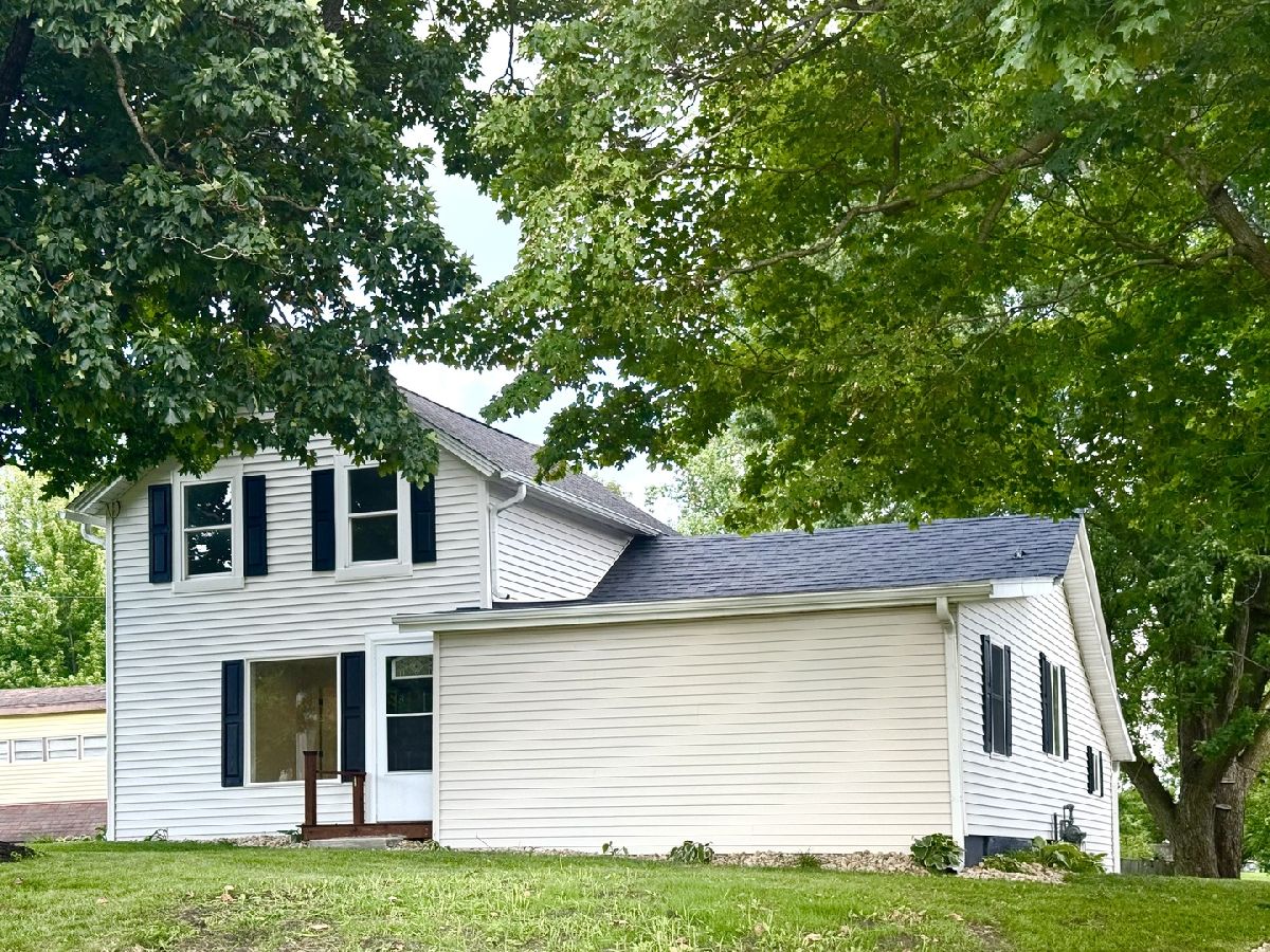  Sold Paw Paw Illinois, 191 Peru