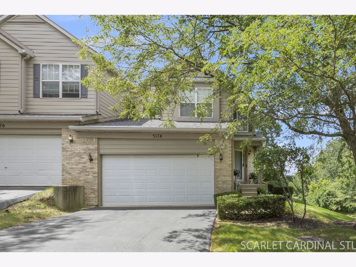 Townhomes For Sale Fox Ridge Creek Woodridge Illinois, 3174 Foxridge Court