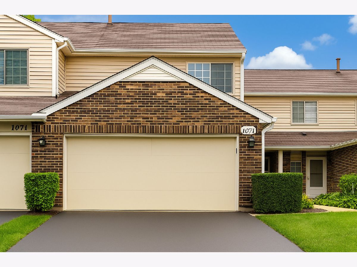  Rented Carol Stream Illinois, 1071 Bedford