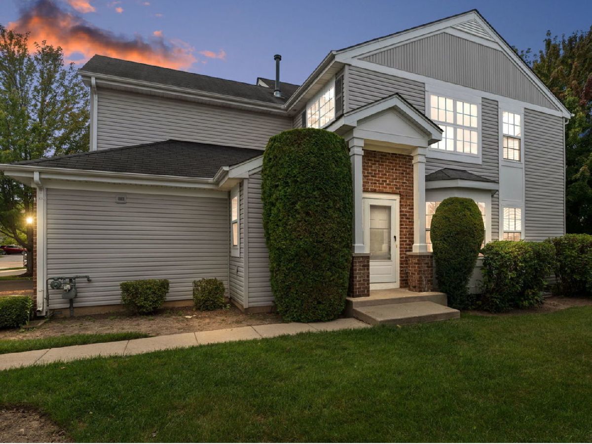  For Sale Lakemoor Illinois, 32398 Mackinac Lane