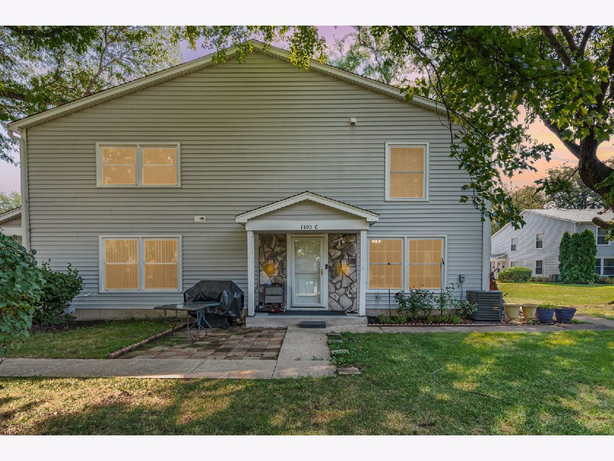 Townhomes & Condos For Sale Ivy Glen Aurora Illinois, 1400 Glen Circle