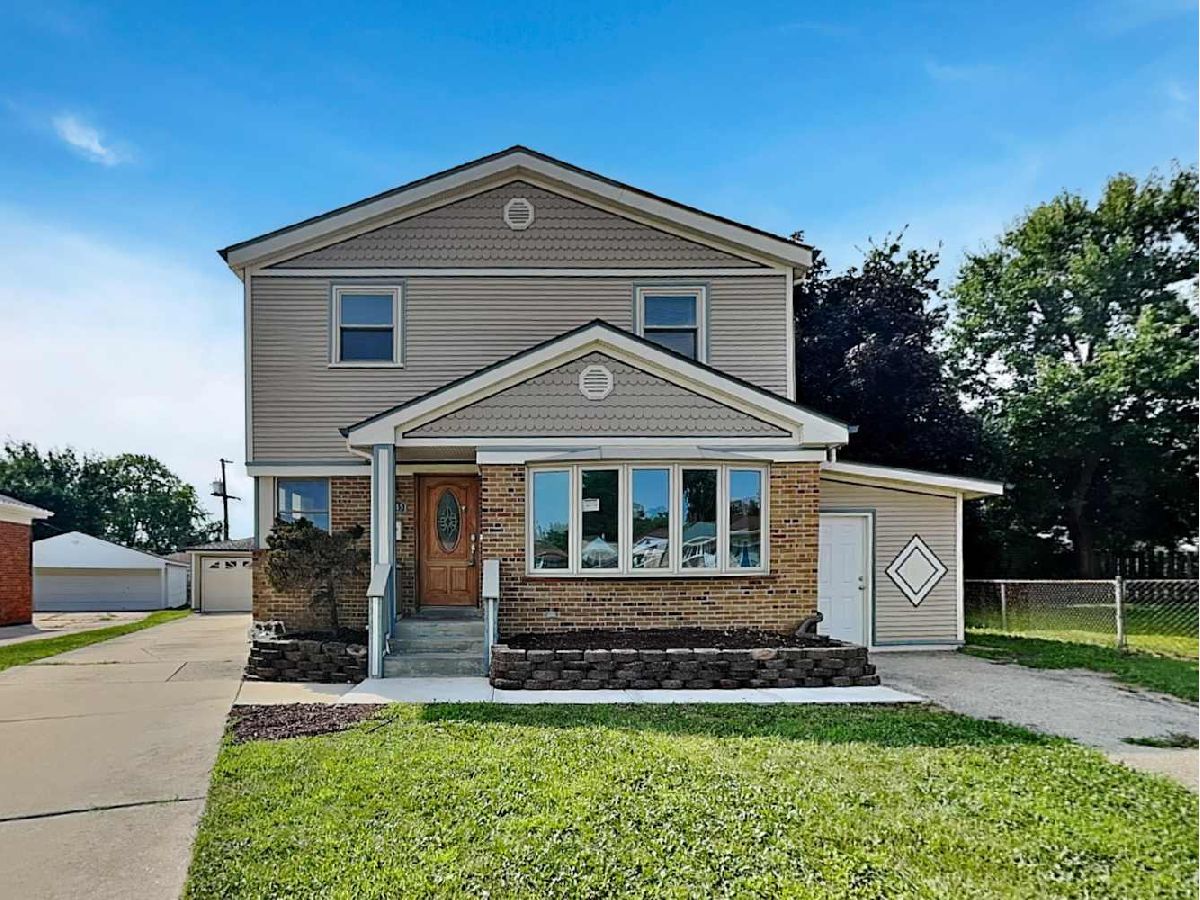  Rented Westchester Illinois, 11145 Boeger