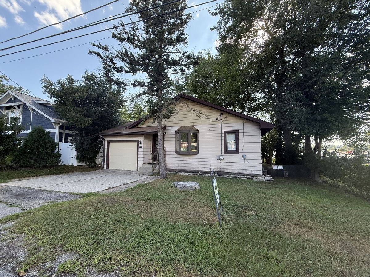  For Rent Wauconda Illinois, 709 Lake Shore