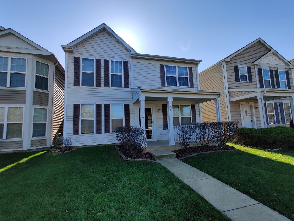 Homes & Townhomes & Condos For Sale Hometown Aurora Illinois, 592 Four Seasons Boulevard