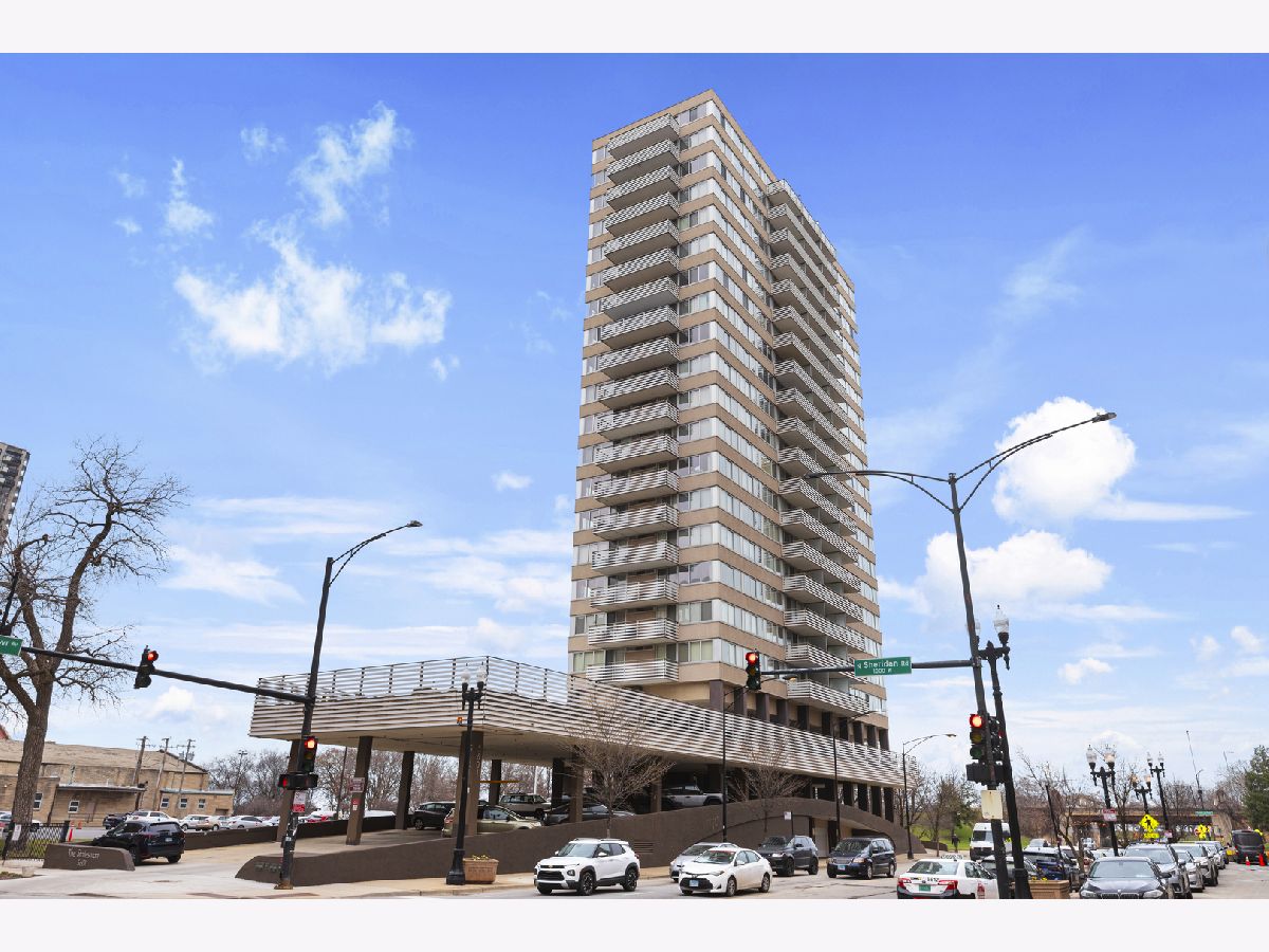 Condominiums Sold Statesman Chicago Illinois, 5601 Sheridan