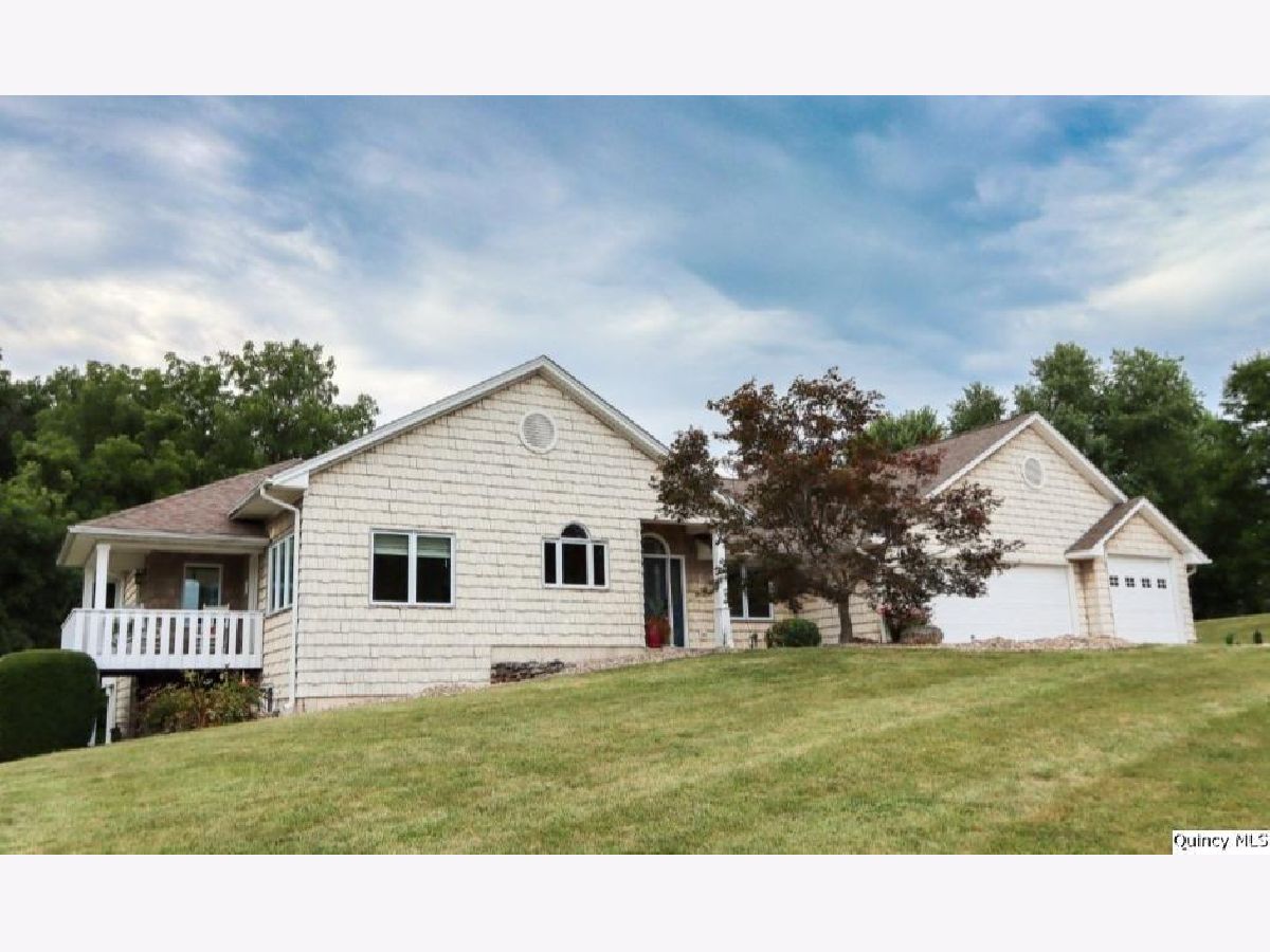  For Sale Quincy Illinois, 3510 Overlook Dr.