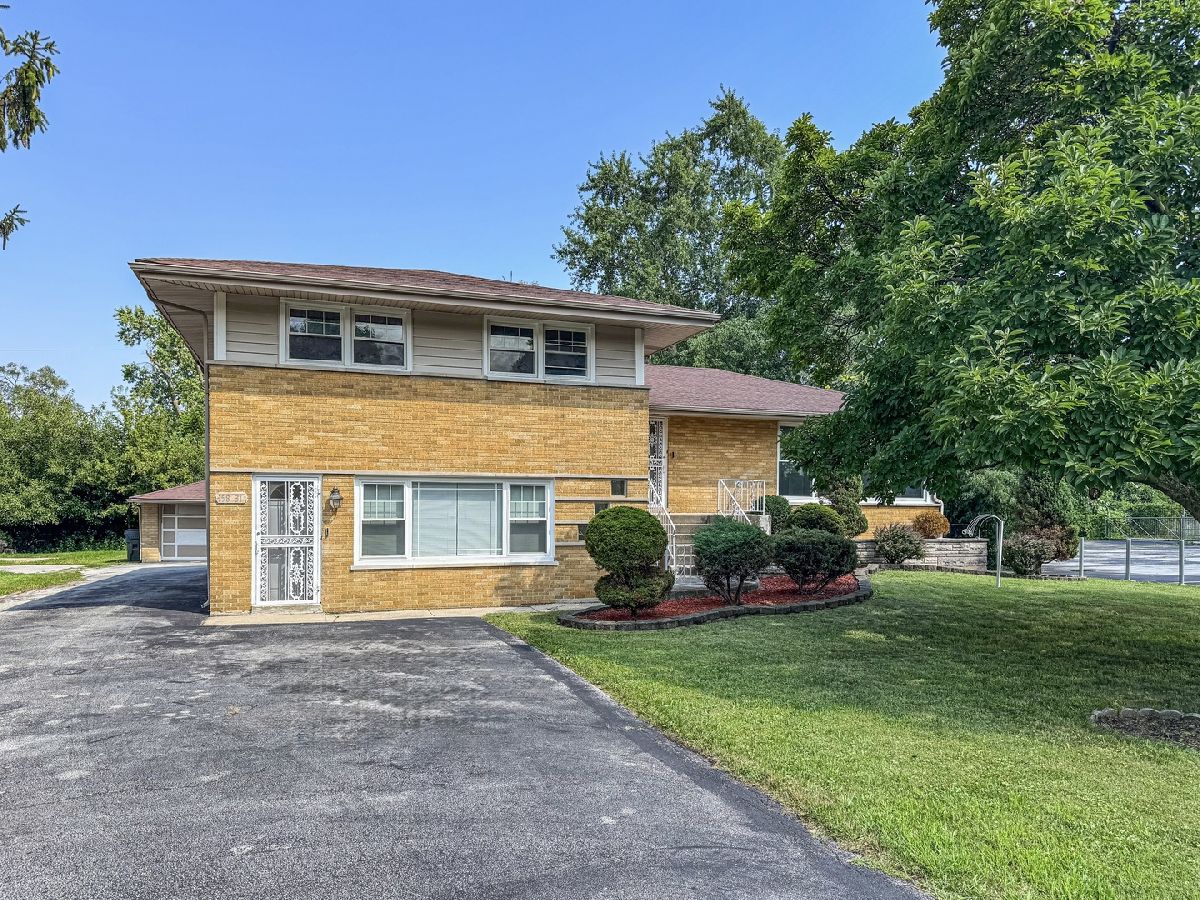  For Sale Markham Illinois, 15831 Trumbull Avenue