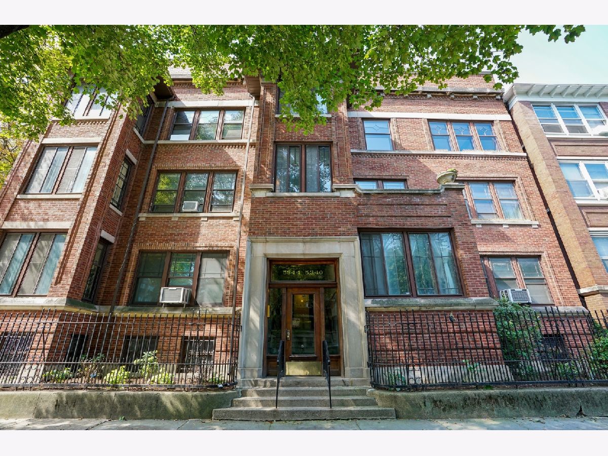 Rented Chicago Illinois, 5340 Hyde Park
